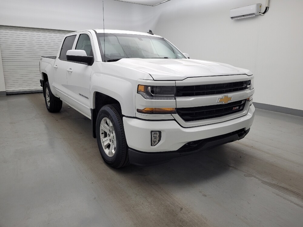 2018 Chevrolet Silverado 1500 in Miamisburg, OH 45342 - 18137209 13