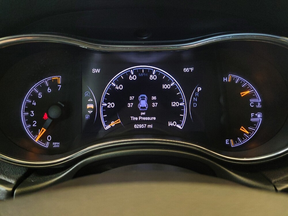 2020 Jeep Grand Cherokee in Miamisburg, OH 45342 - 18137211 23