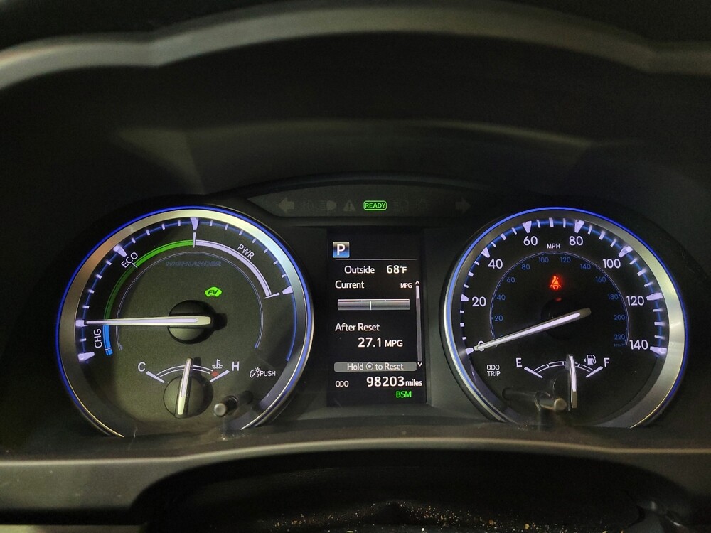 2019 Toyota Highlander in Miamisburg, OH 45342 - 18137212 23