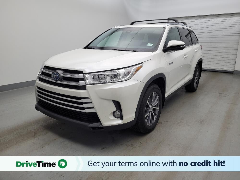 2019 Toyota Highlander in Miamisburg, OH 45342 - 18137212