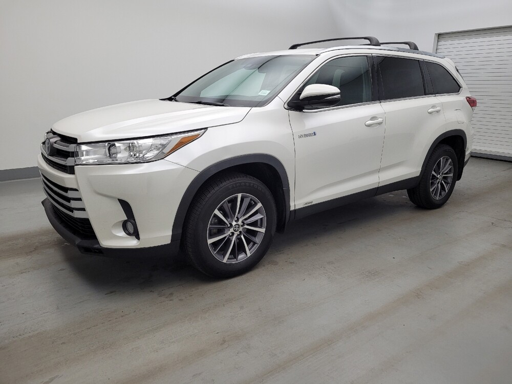 2019 Toyota Highlander in Miamisburg, OH 45342 - 18137212 2