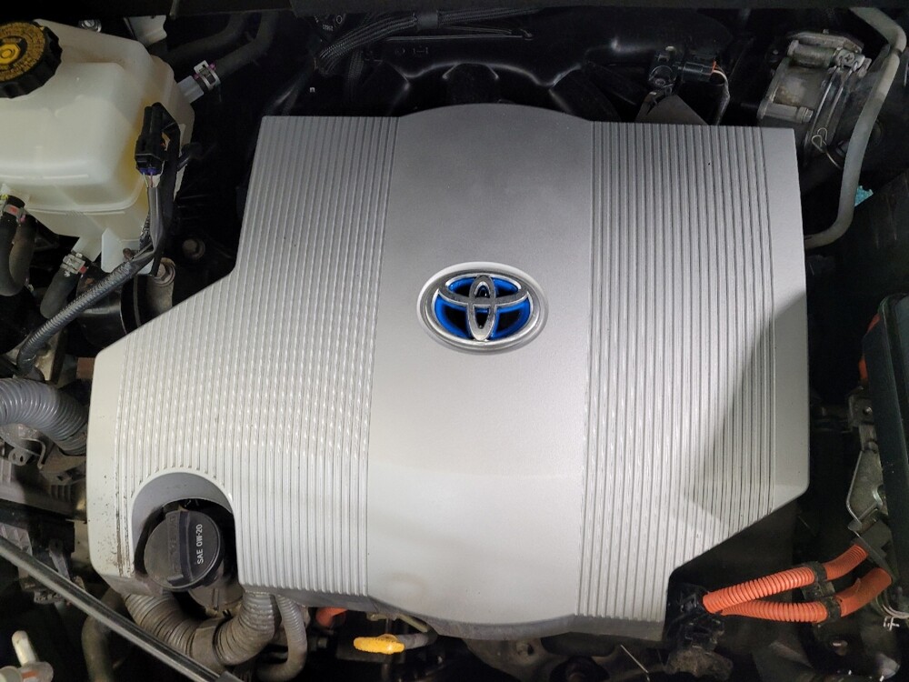 2019 Toyota Highlander in Miamisburg, OH 45342 - 18137212 30