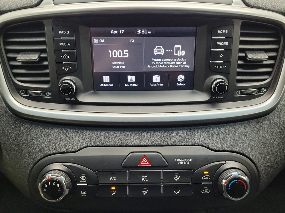 2019 Kia Sorento in Las Vegas, NV 89102 - 18137213 25