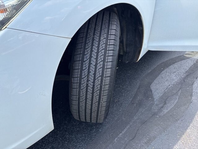 2014 Honda Civic in Marysville, OH 43040 - 18137234 11