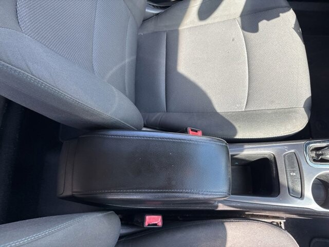 2017 Chevrolet Cruze in Marysville, OH 43040 - 18137235 44