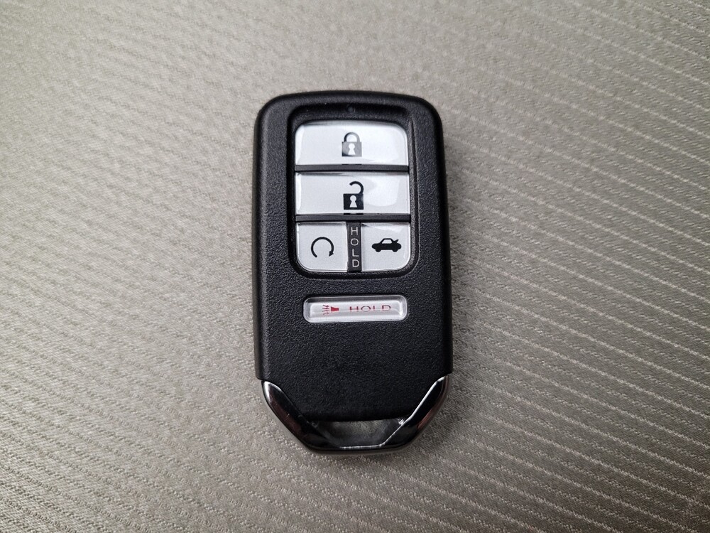 2020 Honda Accord in Riverside, CA 92504 - 18137247 32