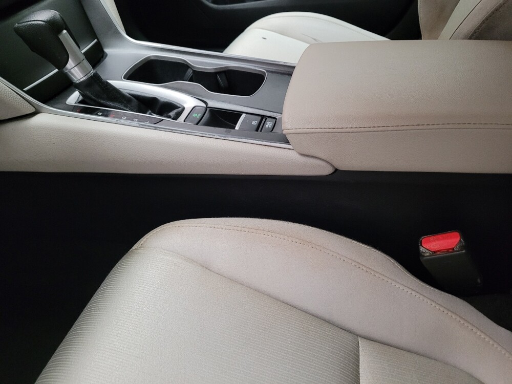 2020 Honda Accord in Riverside, CA 92504 - 18137247 26