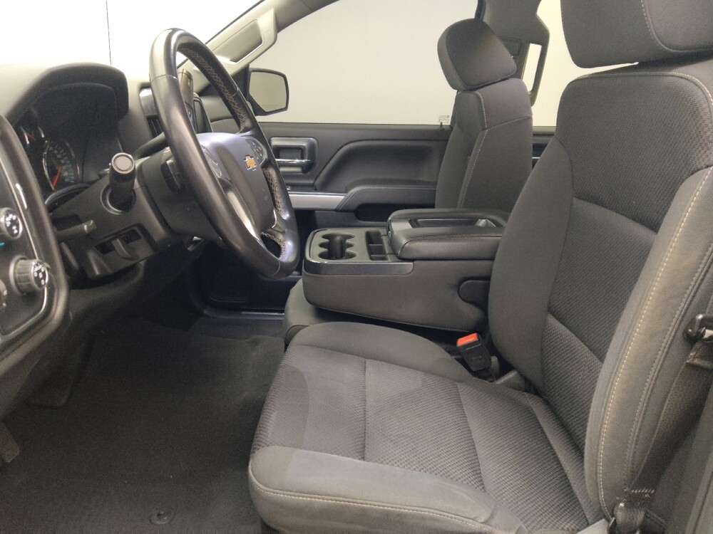 2019 Chevrolet Silverado 1500 in Orlando, FL 32808 - 18137250 17
