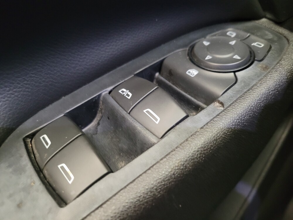 2018 Chevrolet Equinox in Riverside, CA 92504 - 18137253 27