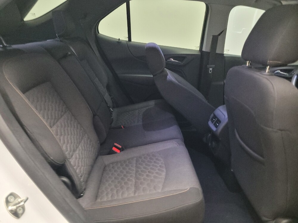 2018 Chevrolet Equinox in Riverside, CA 92504 - 18137253 19