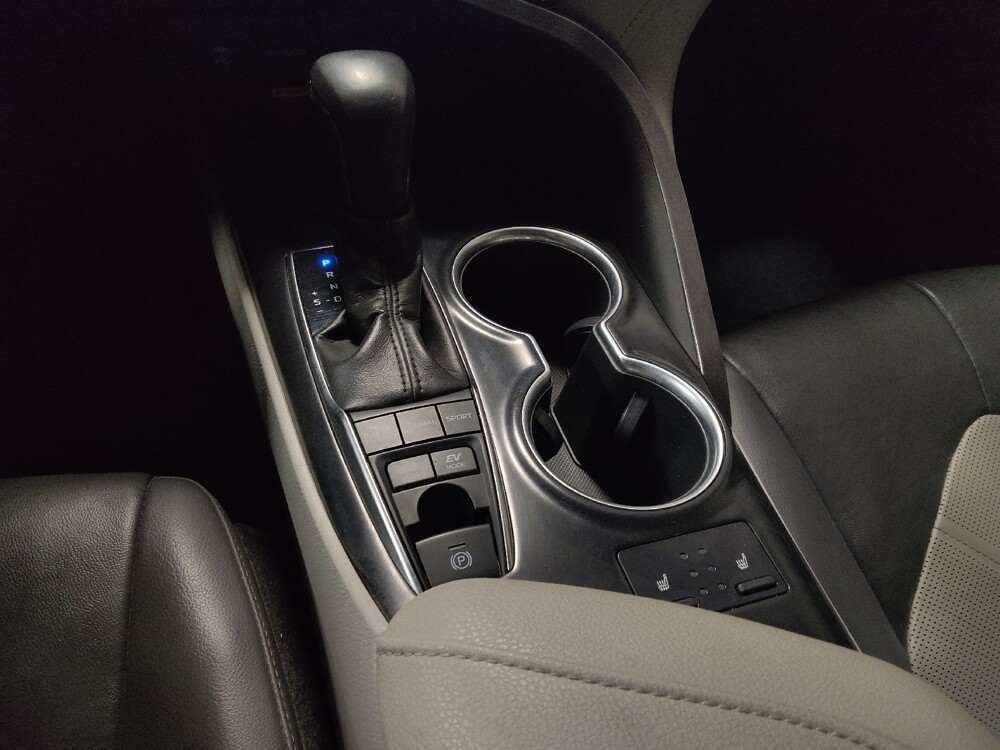 2018 Toyota Camry in Jackson, MS 39211 - 18137271 26