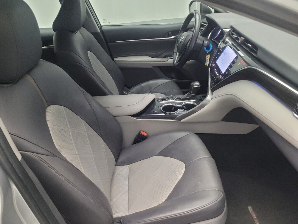 2018 Toyota Camry in Jackson, MS 39211 - 18137271 21