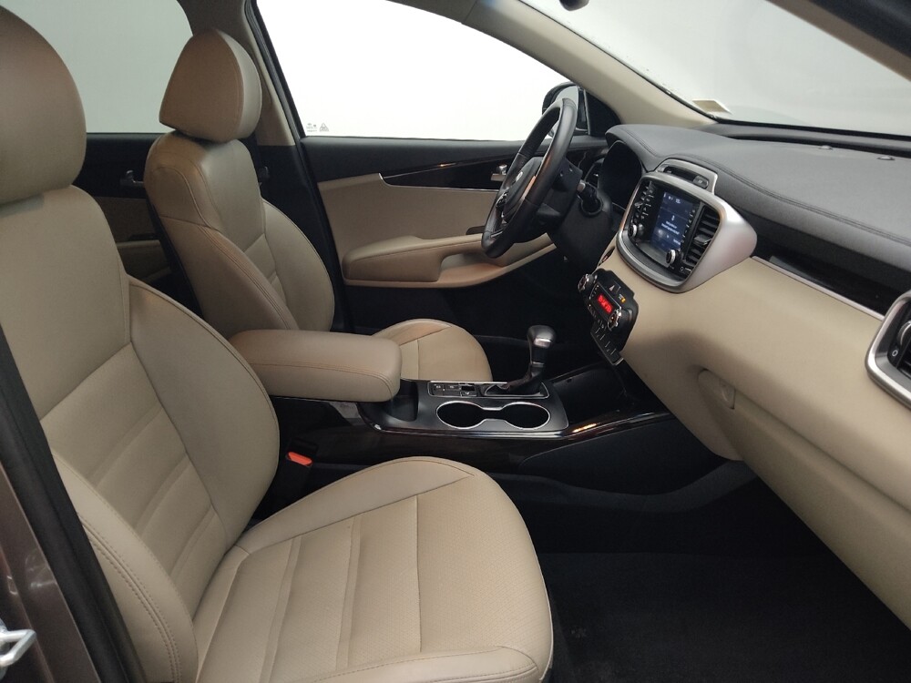 2019 Kia Sorento in Morrow, GA 30260 - 18137272 21