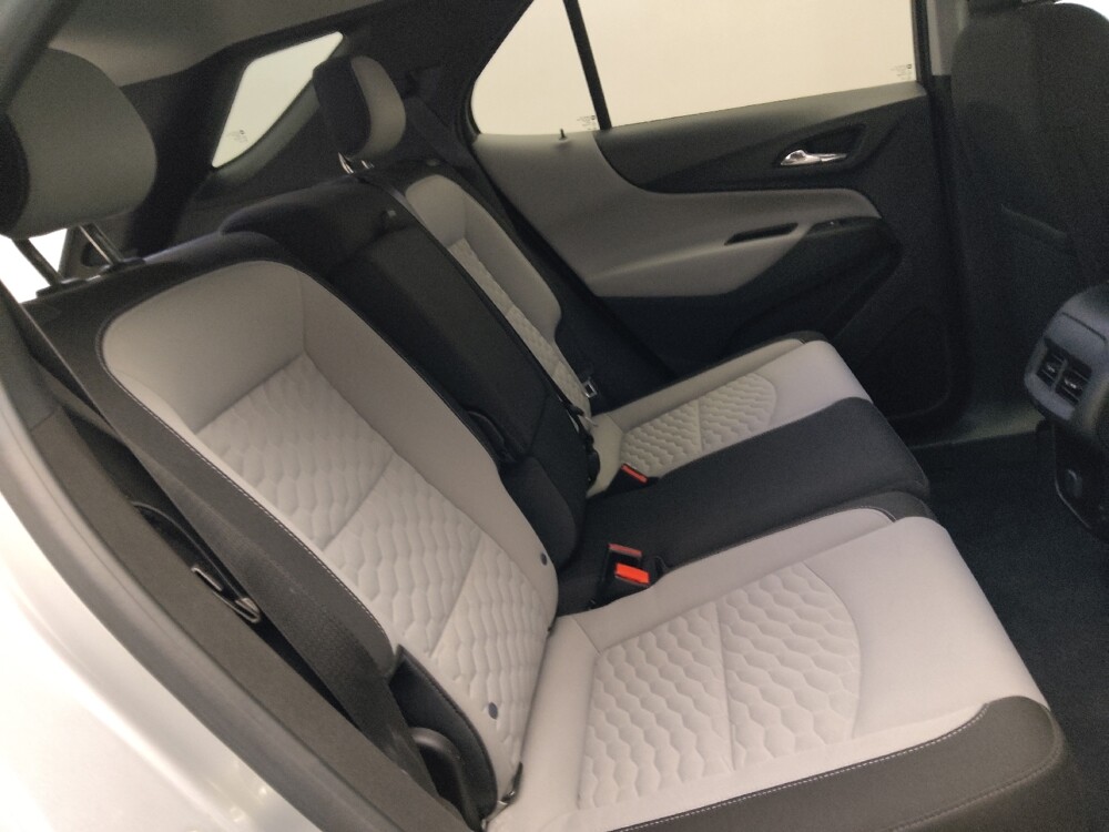 2018 Chevrolet Equinox in Marietta, GA 30062 - 18137275 19