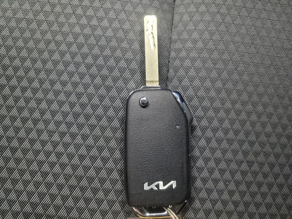 2024 Kia Soul in Marietta, GA 30062 - 18137282 32