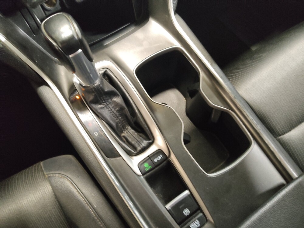 2019 Honda Accord in Tulsa, OK 74145 - 18137285 26