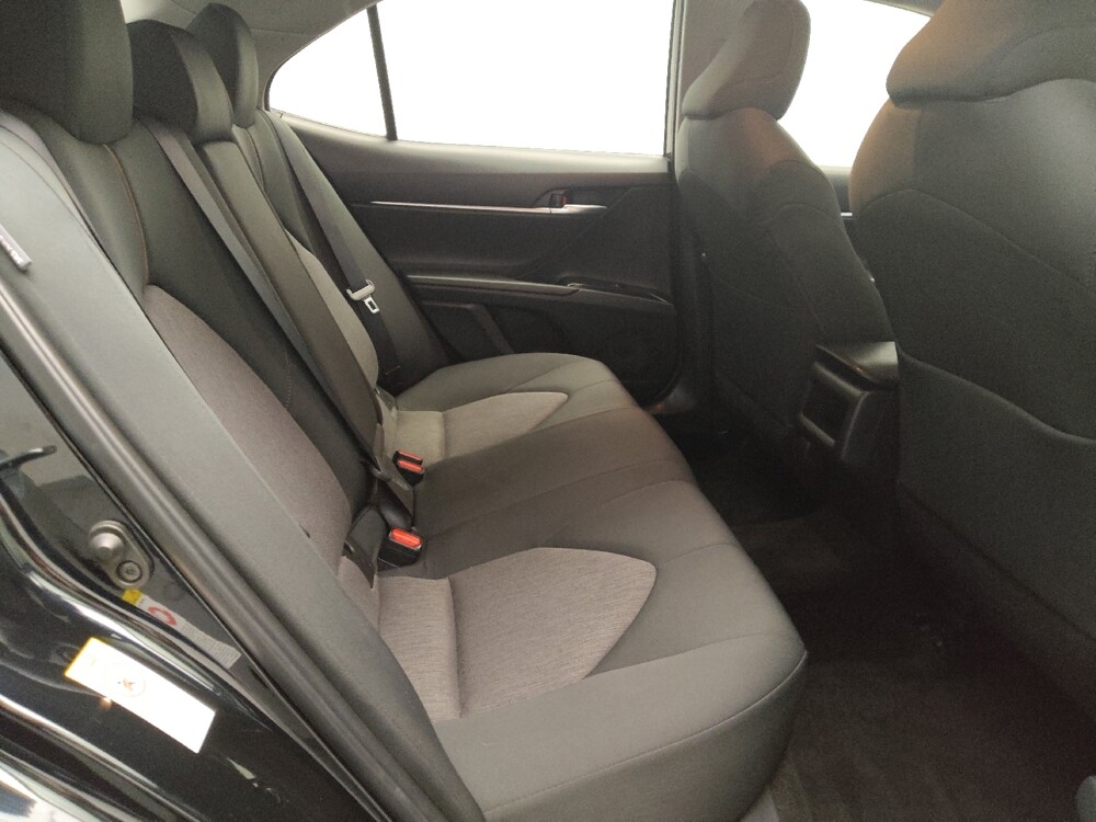 2018 Toyota Camry in El Paso, TX 79907 - 18137289 19