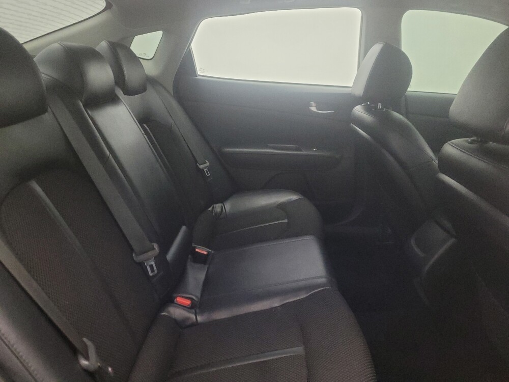 2019 Kia Optima in Chandler, AZ 85225 - 18137306 19
