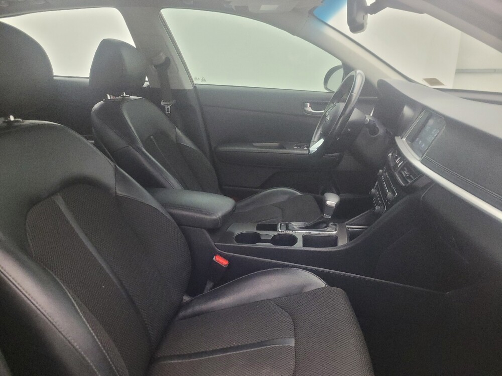 2019 Kia Optima in Chandler, AZ 85225 - 18137306 21