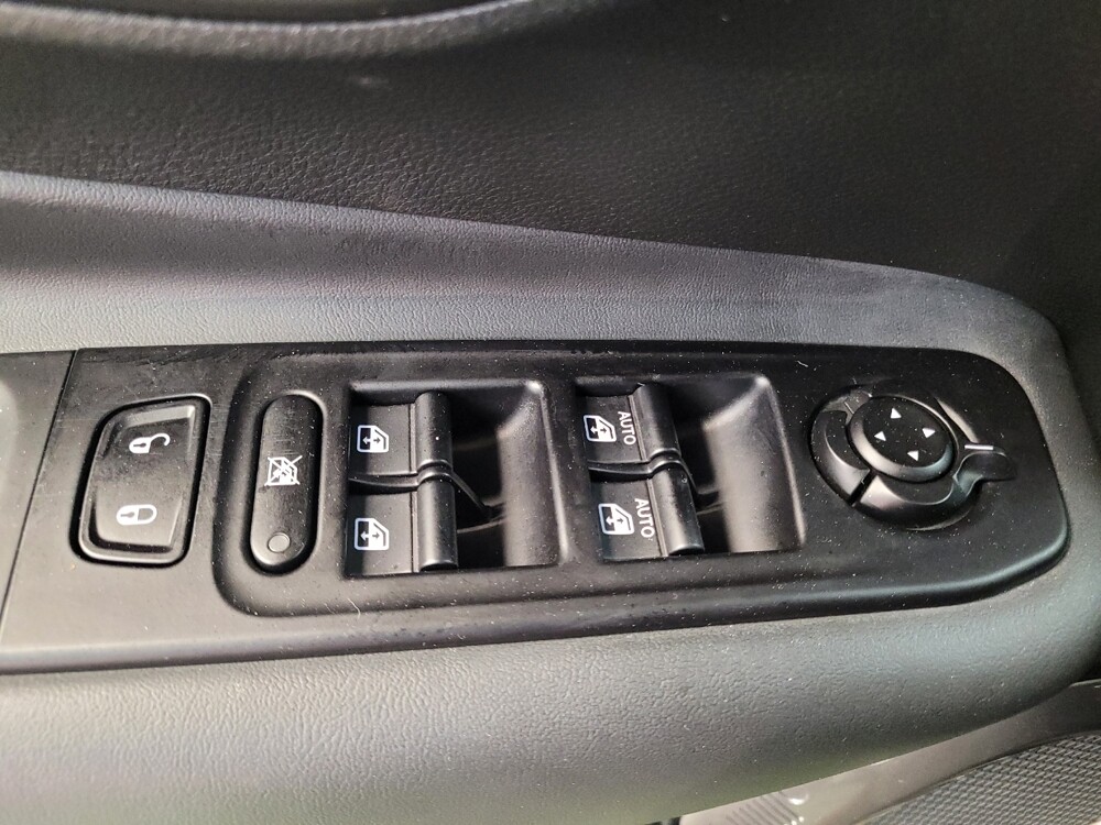 2023 Jeep Renegade in Tallahassee, FL 32304 - 18137309 27