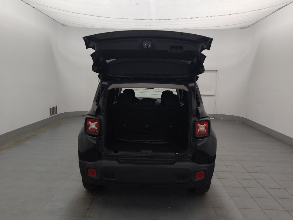 2023 Jeep Renegade in Tallahassee, FL 32304 - 18137309 29
