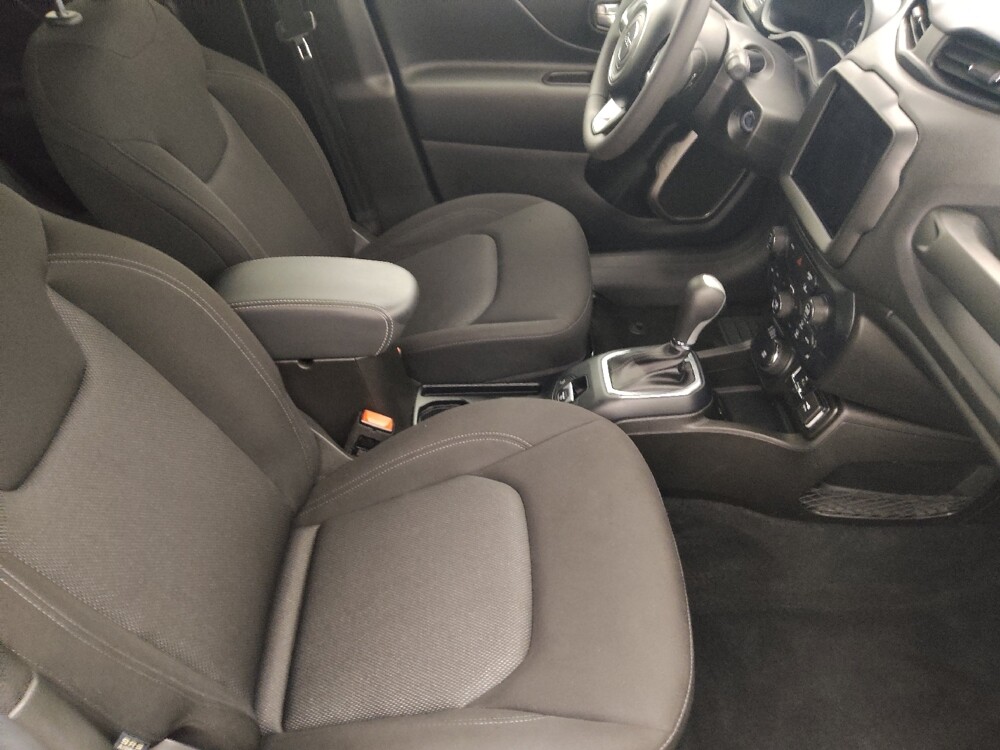2023 Jeep Renegade in Tallahassee, FL 32304 - 18137309 21