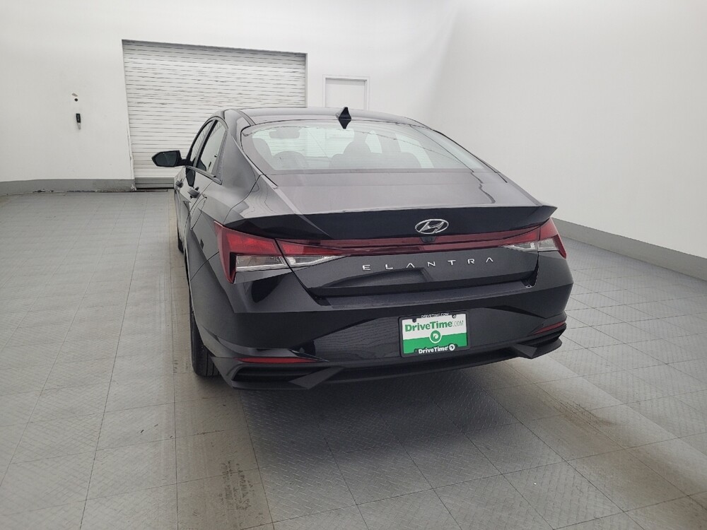 2023 Hyundai Elantra in Fort Myers, FL 33907 - 18137313 6