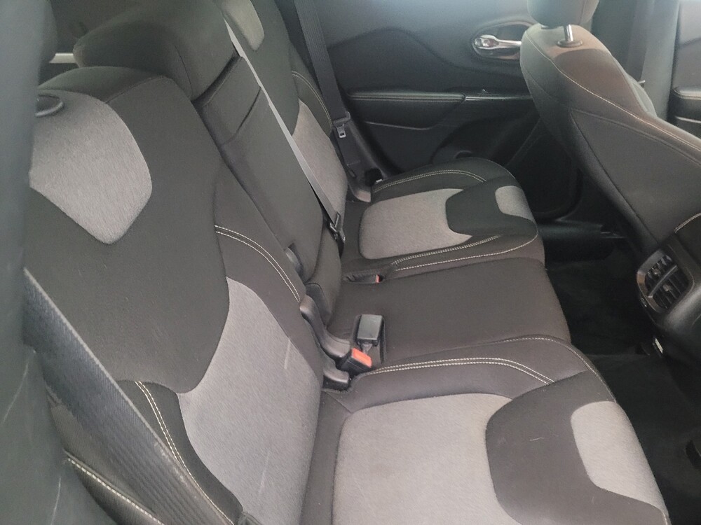 2014 Jeep Cherokee in Tallahassee, FL 32304 - 18137318 19