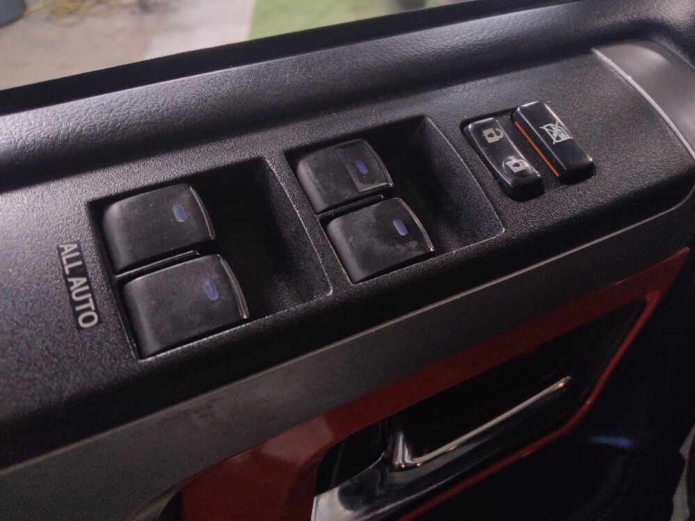 2019 Toyota 4Runner in Tallahassee, FL 32304 - 18137319 27
