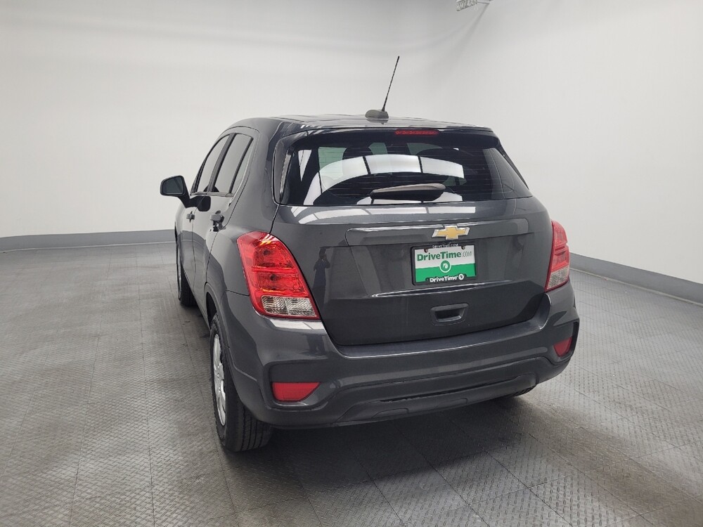 2019 Chevrolet Trax in Las Vegas, NV 89102 - 18137329 6