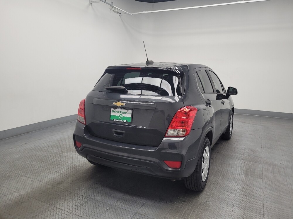 2019 Chevrolet Trax in Las Vegas, NV 89102 - 18137329 7