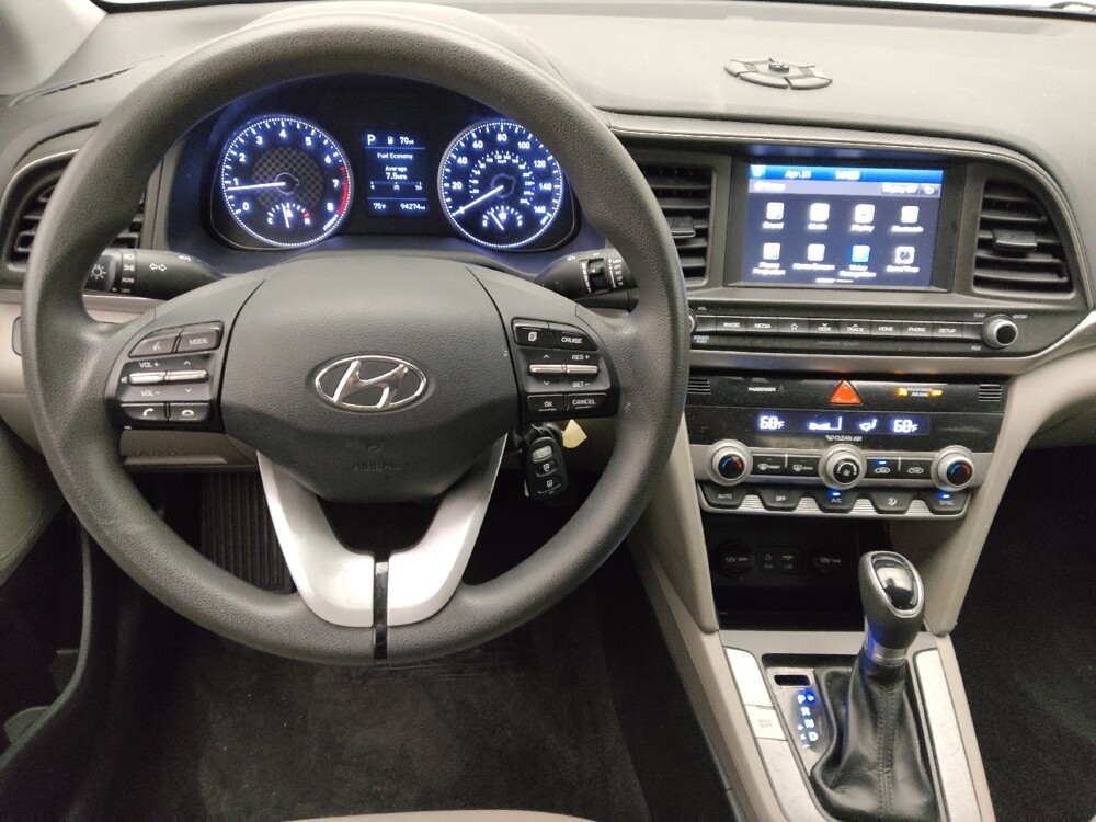 2020 Hyundai Elantra in Orlando, FL 32808 - 18137338 22