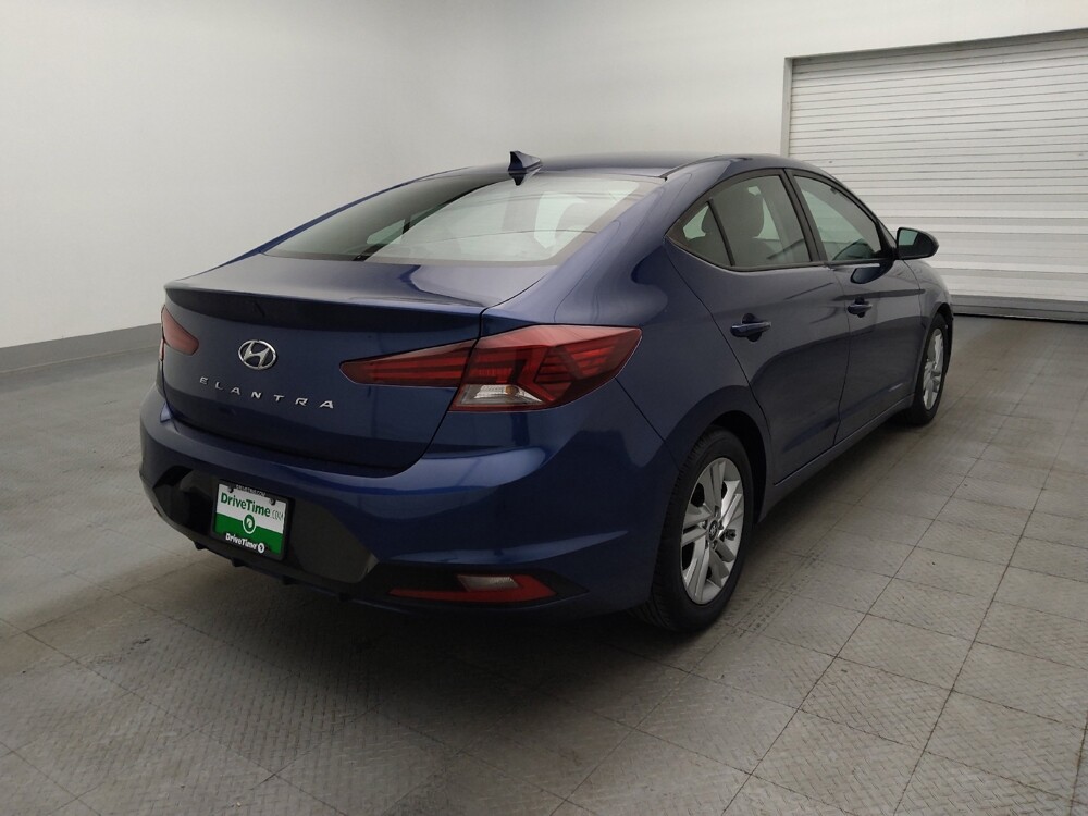 2020 Hyundai Elantra in Orlando, FL 32808 - 18137338 9