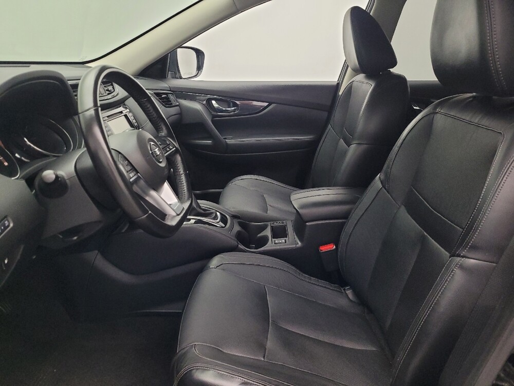 2018 Nissan Rogue in Hialeah, FL 33014 - 18137339 17