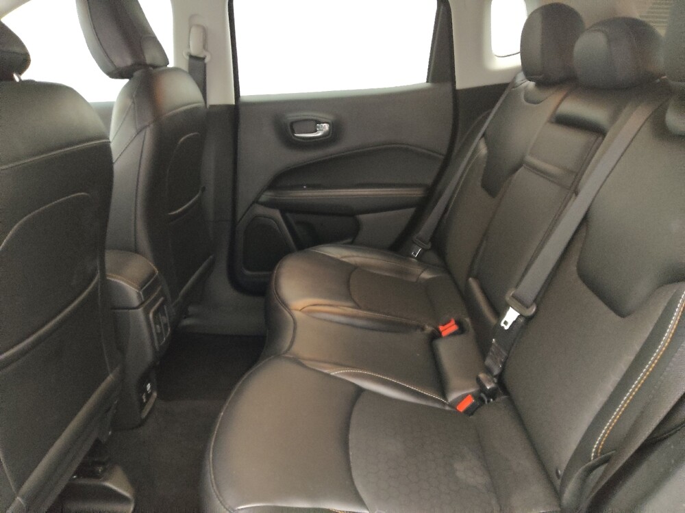 2019 Jeep Compass in Hialeah, FL 33014 - 18137341 18