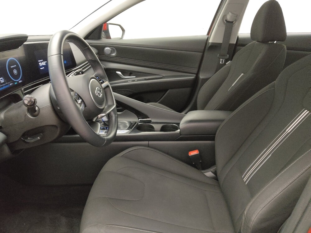 2023 Hyundai Elantra in Kissimmee, FL 34744 - 18137348 17