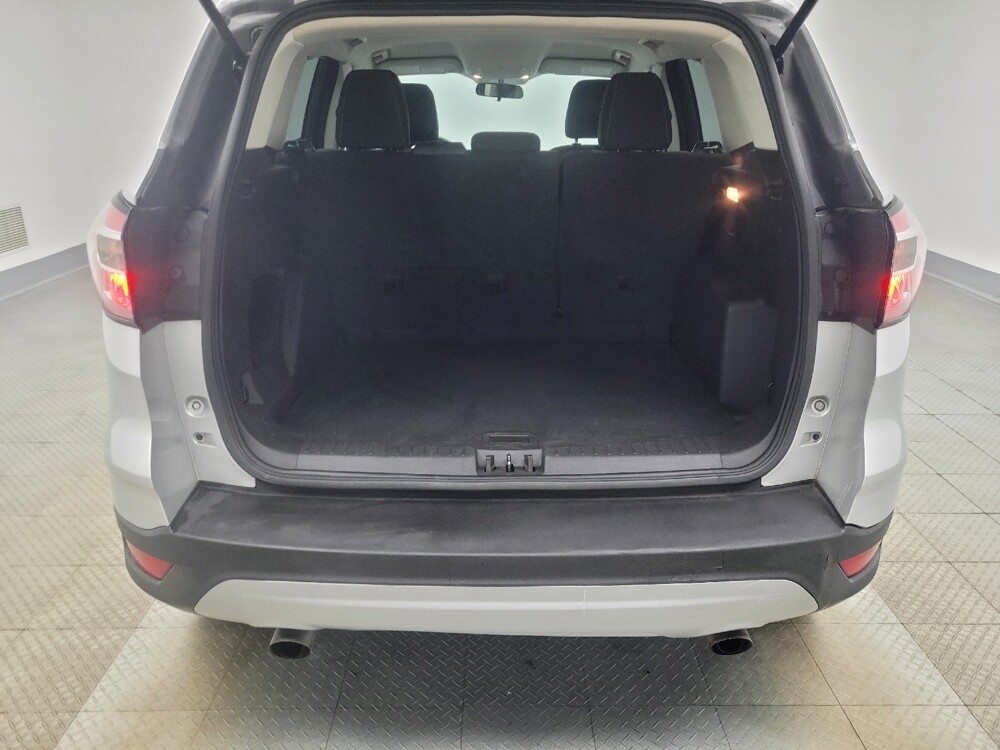 2017 Ford Escape in Mishawaka, IN 46545 - 18137354 29