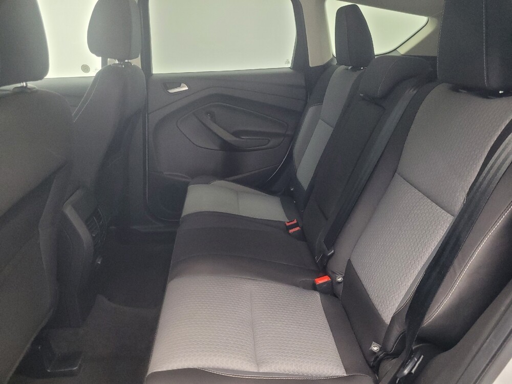 2017 Ford Escape in Mishawaka, IN 46545 - 18137354 18