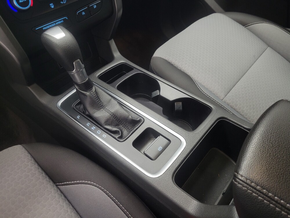 2017 Ford Escape in Mishawaka, IN 46545 - 18137354 26