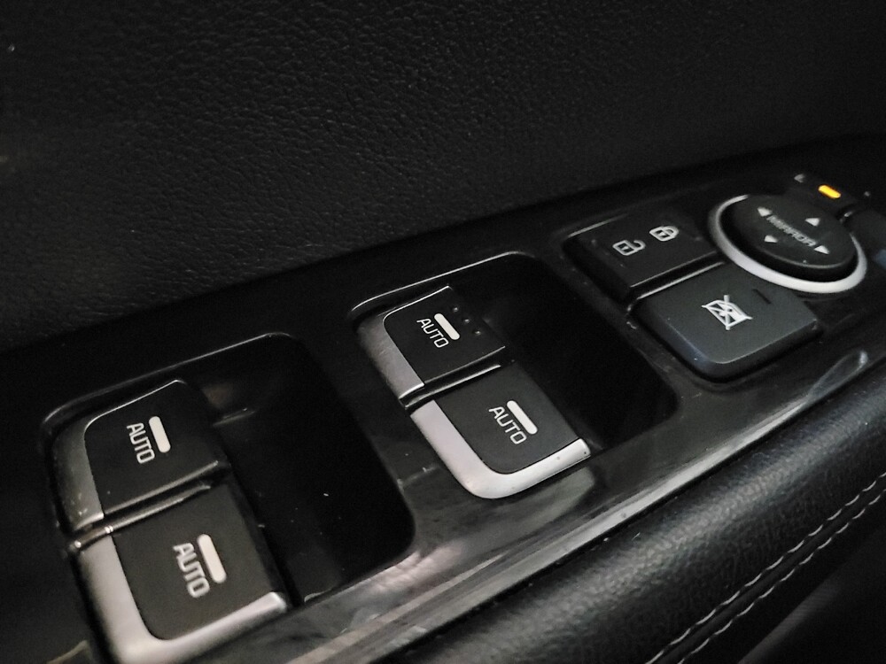 2019 Kia Sorento in Salem, VA 24153 - 18137360 27