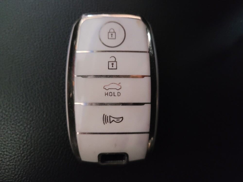 2019 Kia Sorento in Salem, VA 24153 - 18137360 32