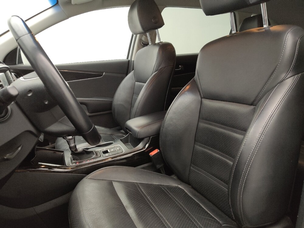 2019 Kia Sorento in Salem, VA 24153 - 18137360 17