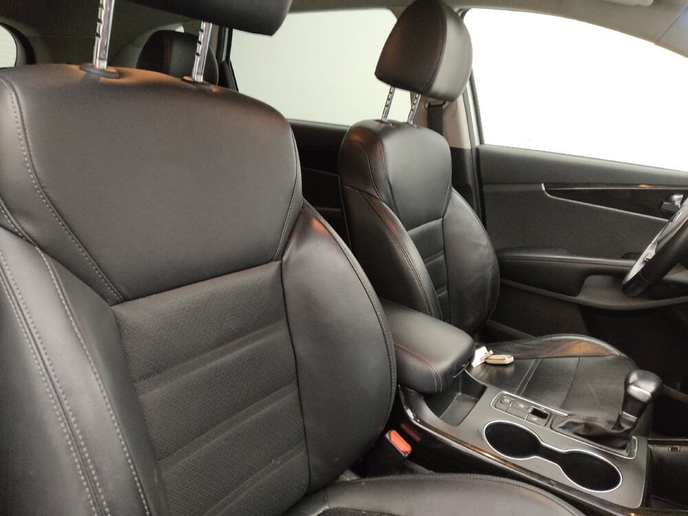 2019 Kia Sorento in Salem, VA 24153 - 18137360 21