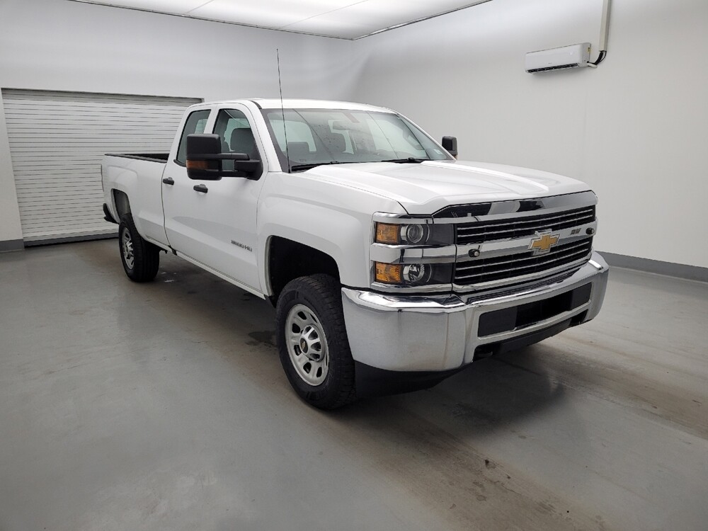 2017 Chevrolet Silverado 3500 in Maple Heights, OH 44137 - 18137402 13