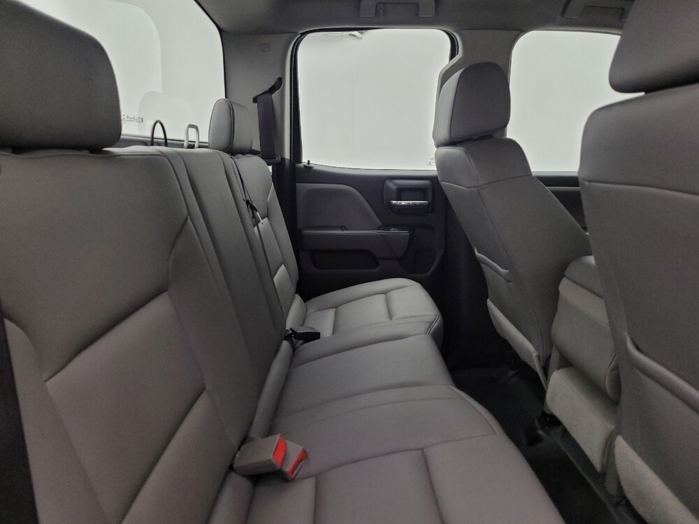 2017 Chevrolet Silverado 3500 in Maple Heights, OH 44137 - 18137402 19