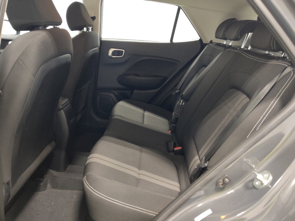 2023 Hyundai Venue in Columbus, OH 43231 - 18137405 18