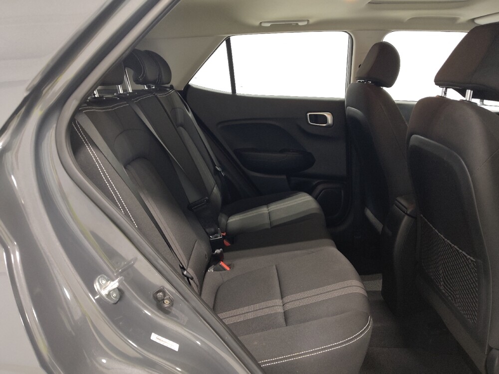 2023 Hyundai Venue in Columbus, OH 43231 - 18137405 19