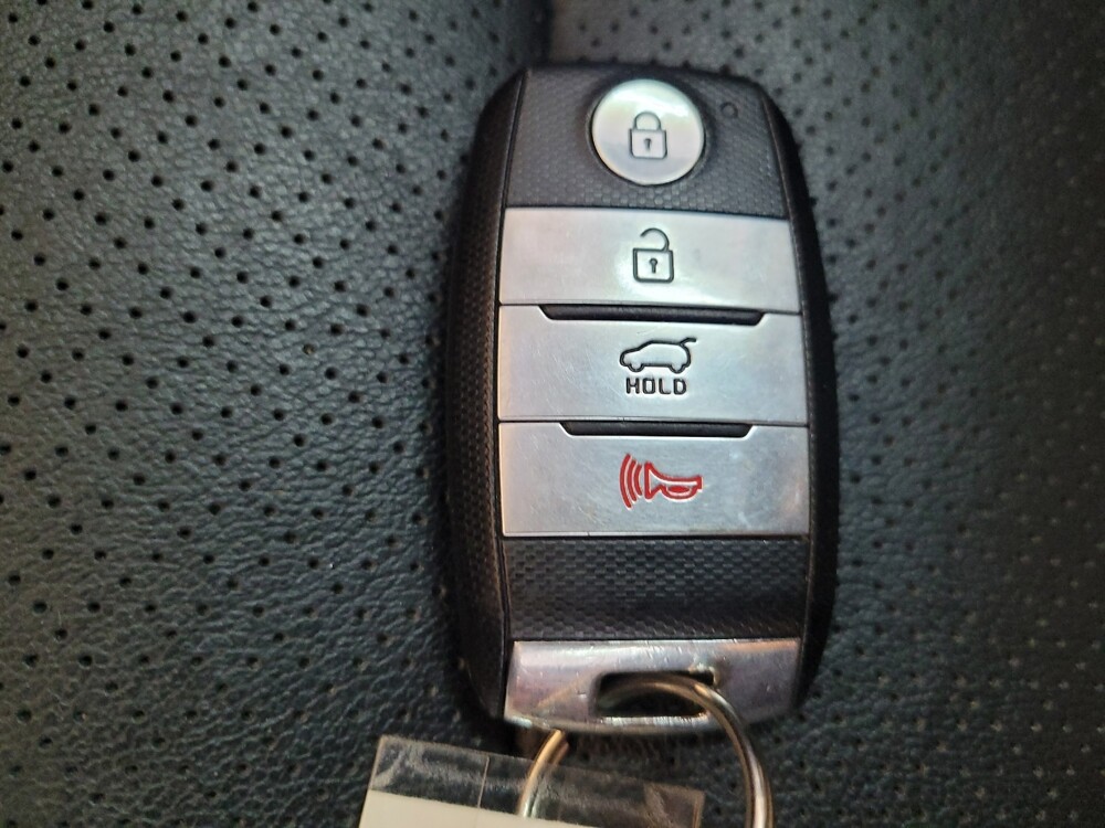 2017 Kia Sorento in Columbus, OH 43231 - 18137409 32