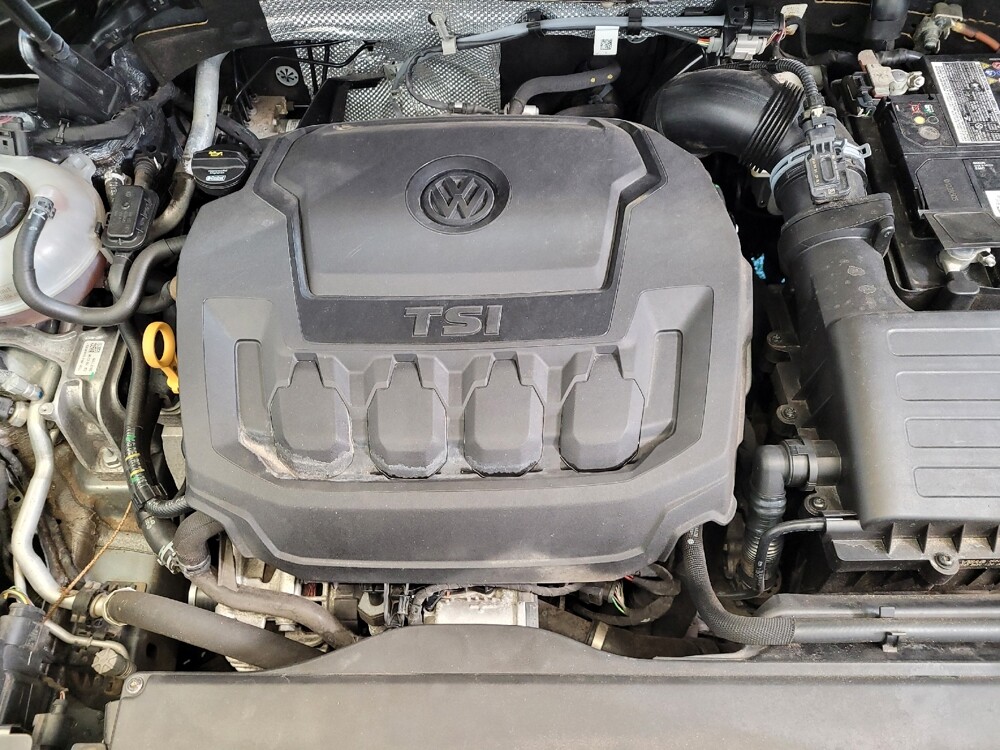 2020 Volkswagen Tiguan in Cincinnati, OH 45255 - 18137413 30