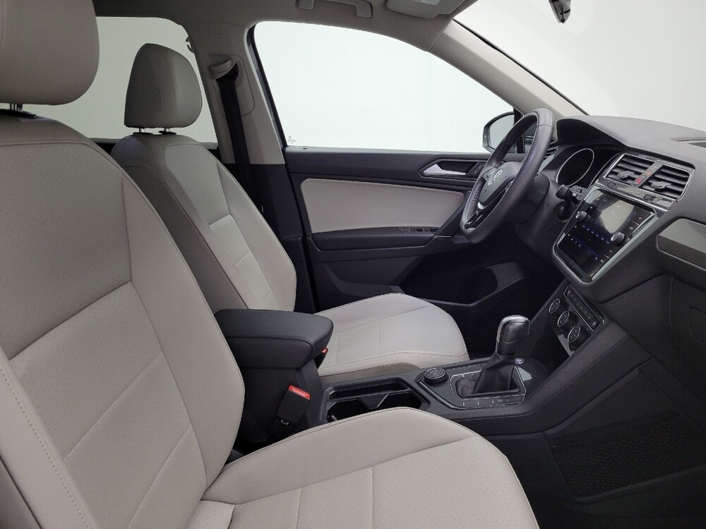 2020 Volkswagen Tiguan in Cincinnati, OH 45255 - 18137413 21